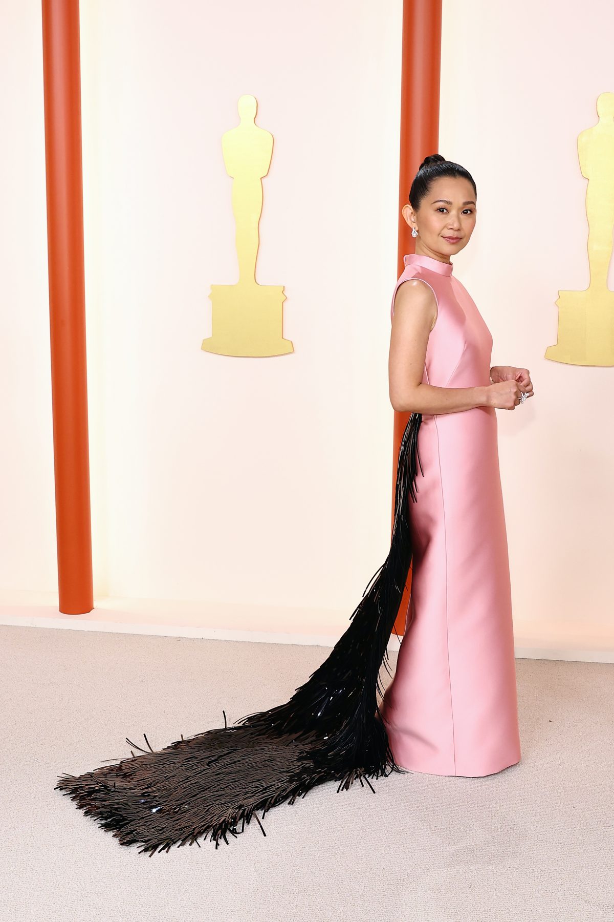 2023奧斯卡紅毯:艾瑪史東與蓋兒加朵的吸睛禮服造型 2023奧斯卡紅毯:艾瑪史東與蓋兒加朵的吸睛禮服造型
