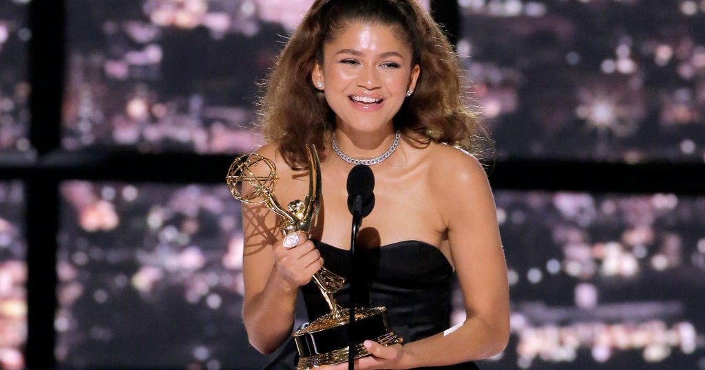 2025 Emmy Awards: Who Will Win Lead Actress In A Limited Series? 2025 Emmy Awards: Who Will Win Lead Actress In A Limited Series?