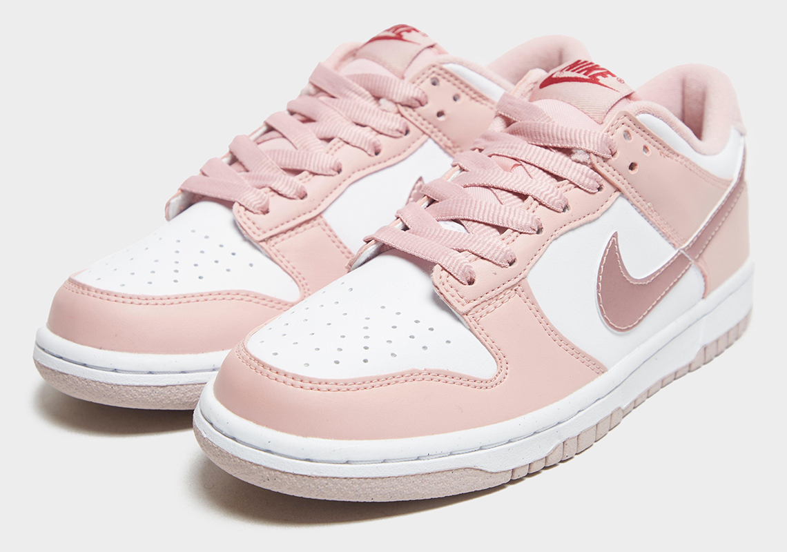 40% Off Select Sneakers: Nike Air, Dunks, Jordans At Foot Locker 40% Off Select Sneakers: Nike Air, Dunks, Jordans At Foot Locker