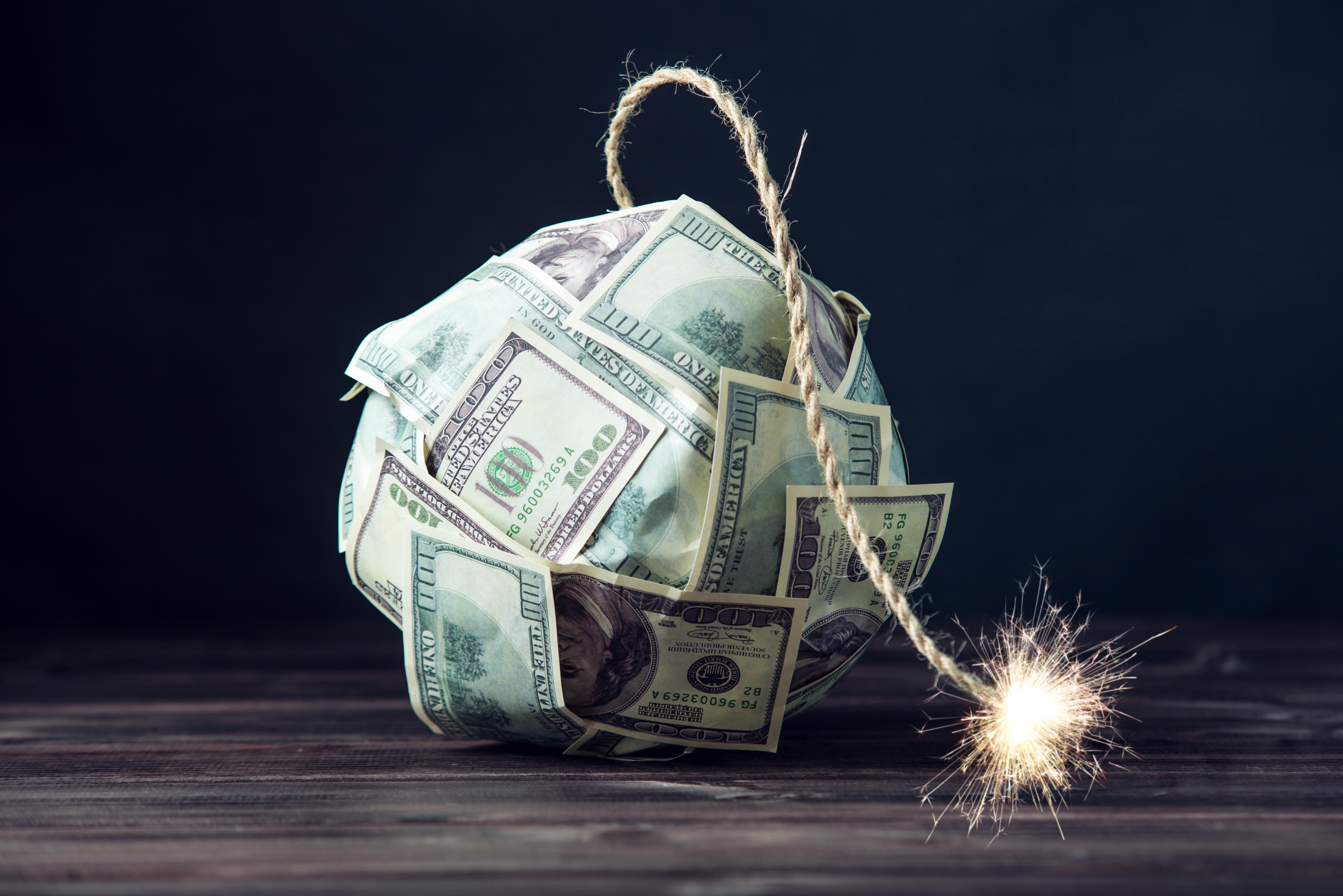 $67 Million In Ethereum Liquidations: Is Another Market Crash Imminent? $67 Million In Ethereum Liquidations: Is Another Market Crash Imminent?