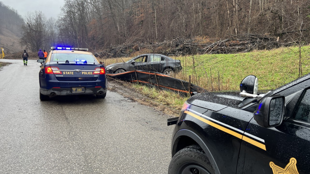 90mph Refueling Stunt During Police Chase: Texting Duo's Reckless Escape 90mph Refueling Stunt During Police Chase: Texting Duo's Reckless Escape