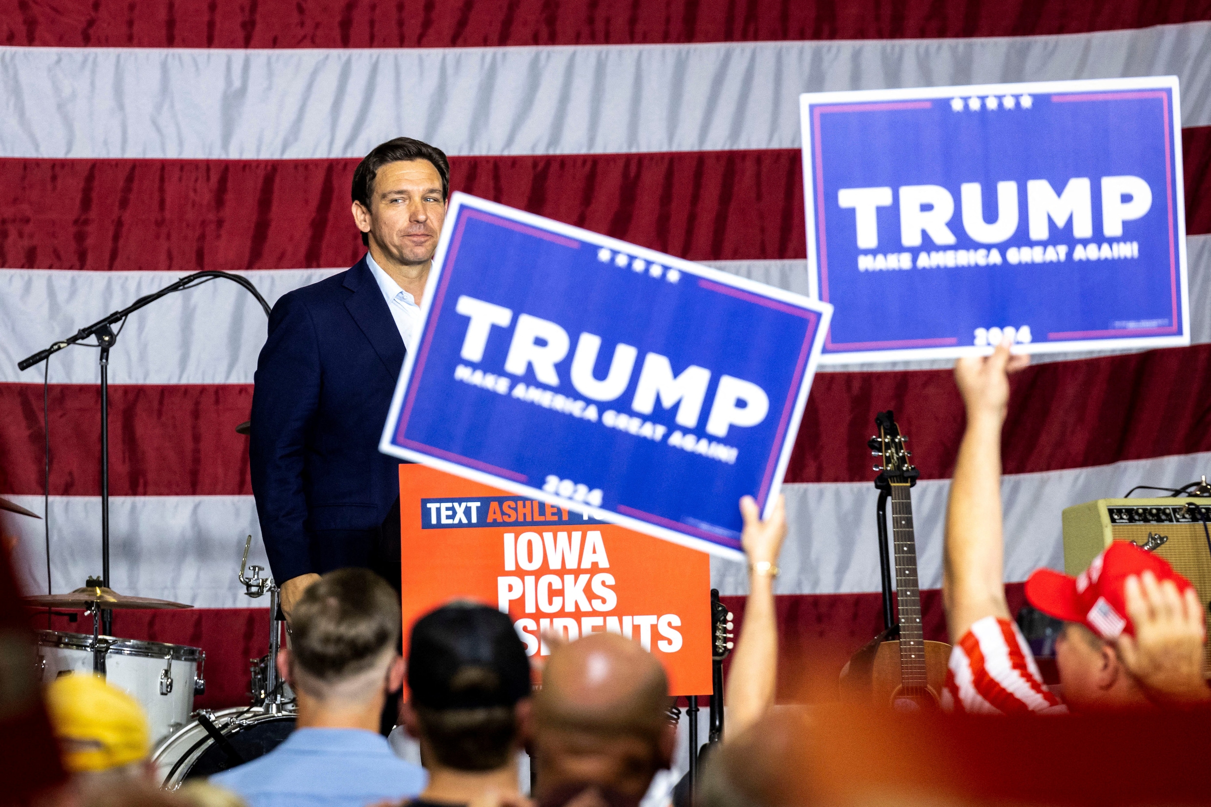 AEX-Fondsen Stijgen Na Trump Uitstel: Marktherstel Analyse AEX-Fondsen Stijgen Na Trump Uitstel: Marktherstel Analyse