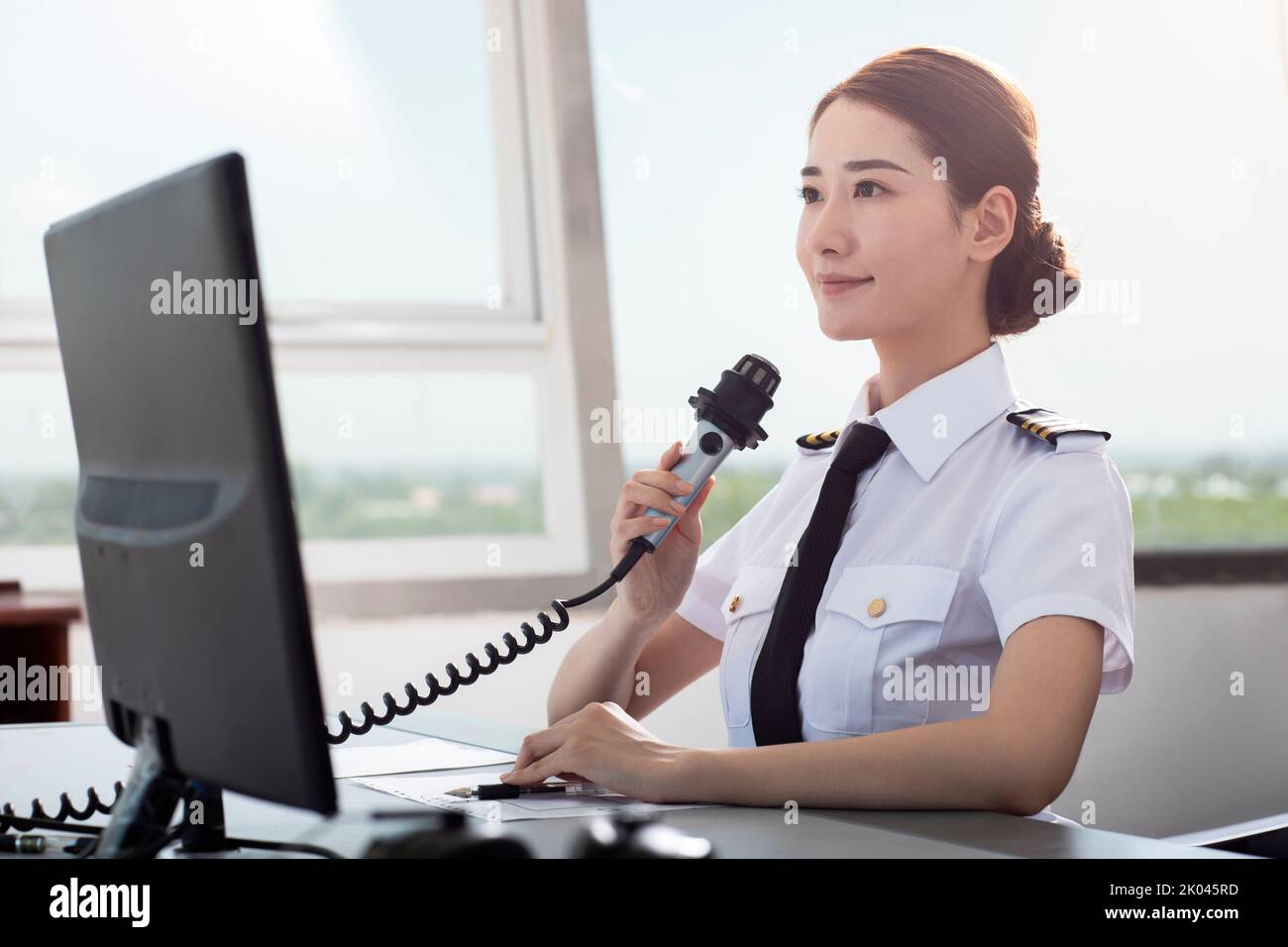 Air Traffic Controller Warnings: Newark System Failure And Prior Safety Incidents Air Traffic Controller Warnings: Newark System Failure And Prior Safety Incidents