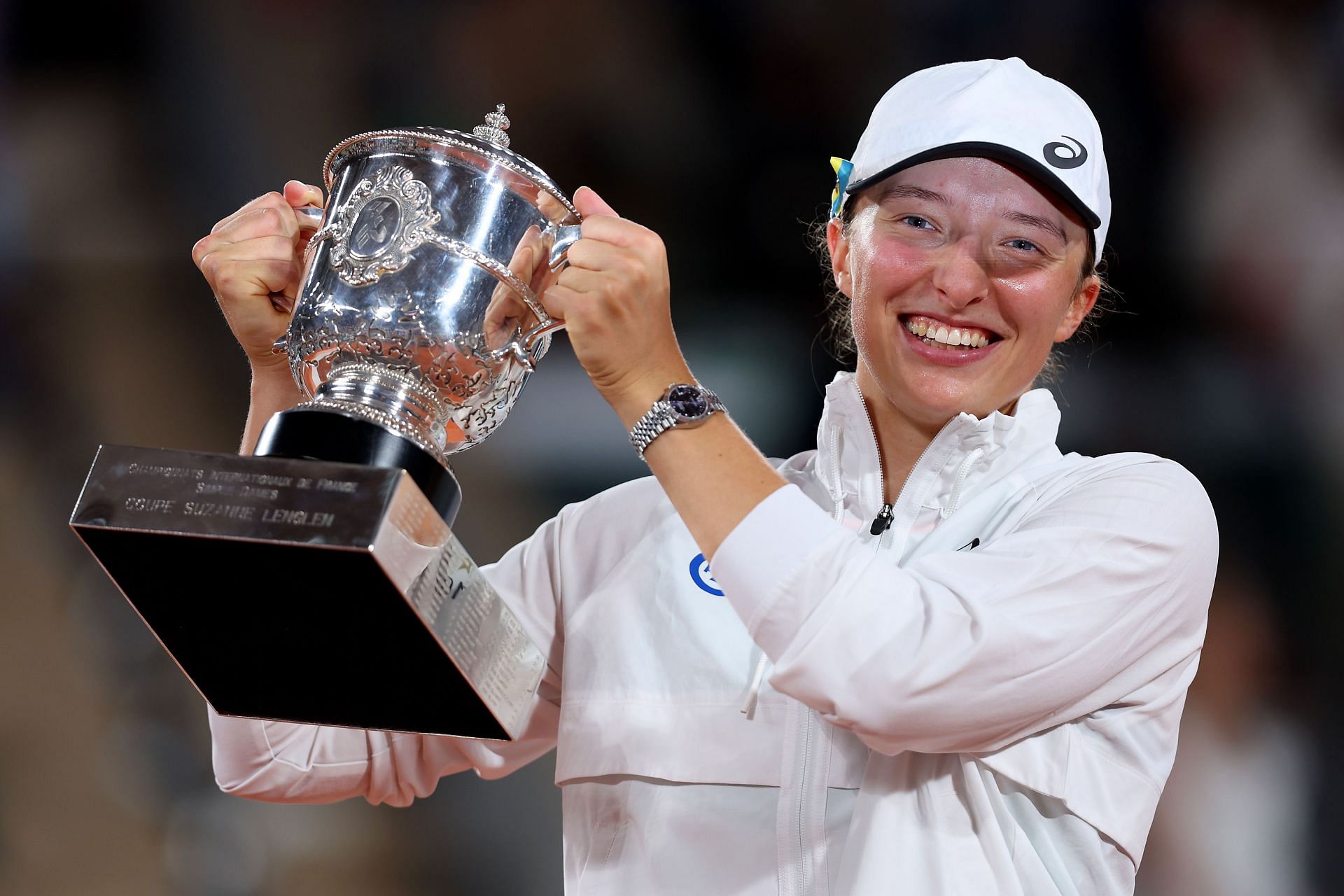 Alcaraz's Soaring Confidence Vs. Swiatek's Challenges: French Open 2024 Alcaraz's Soaring Confidence Vs. Swiatek's Challenges: French Open 2024