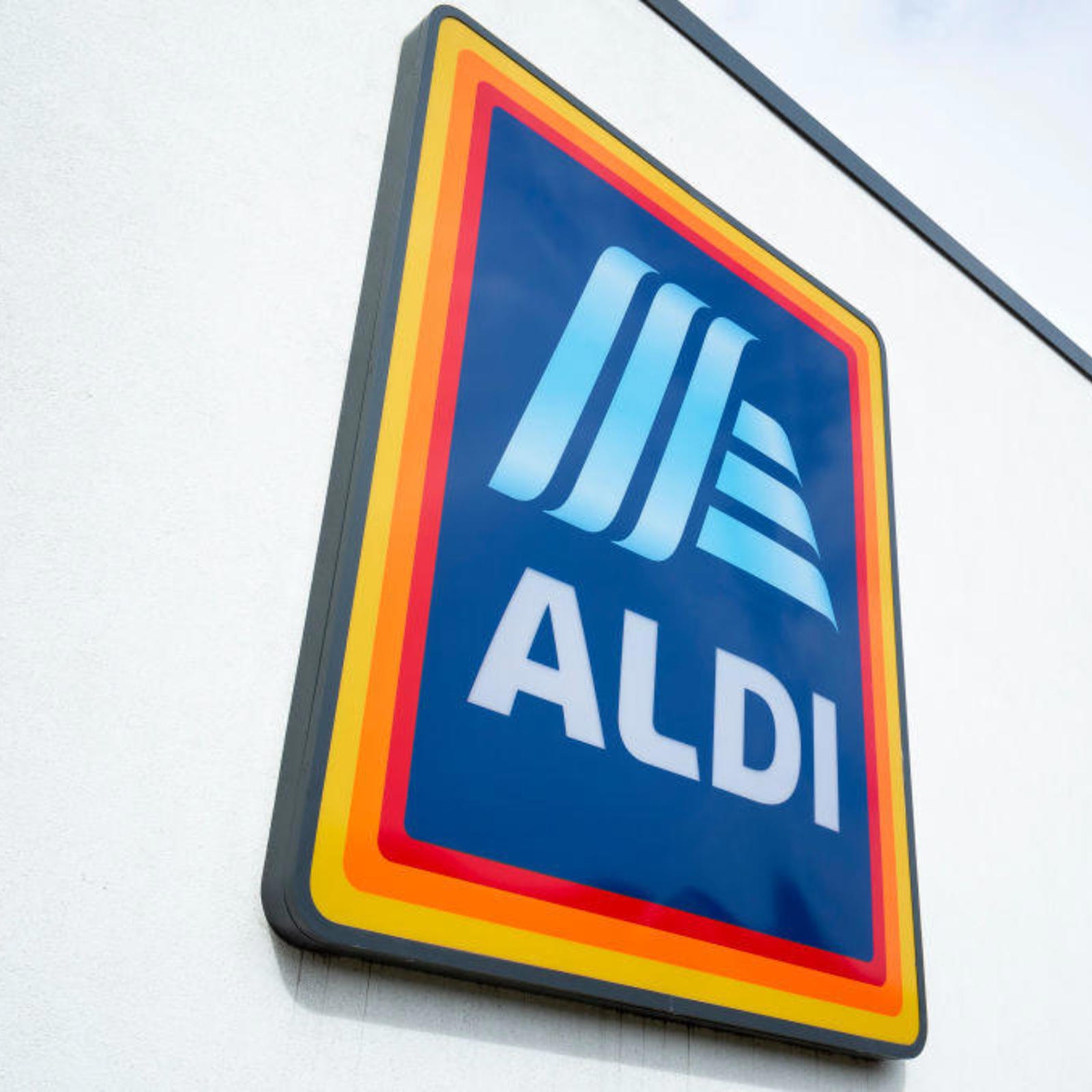 Aldi Recalls Shredded Cheese: Risk Of Steel Contamination Aldi Recalls Shredded Cheese: Risk Of Steel Contamination