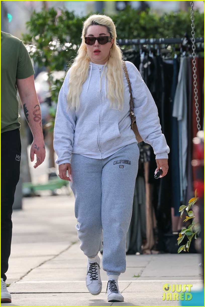Amanda Bynes' OnlyFans: A Post-Hollywood Career Move? Amanda Bynes' OnlyFans: A Post-Hollywood Career Move?