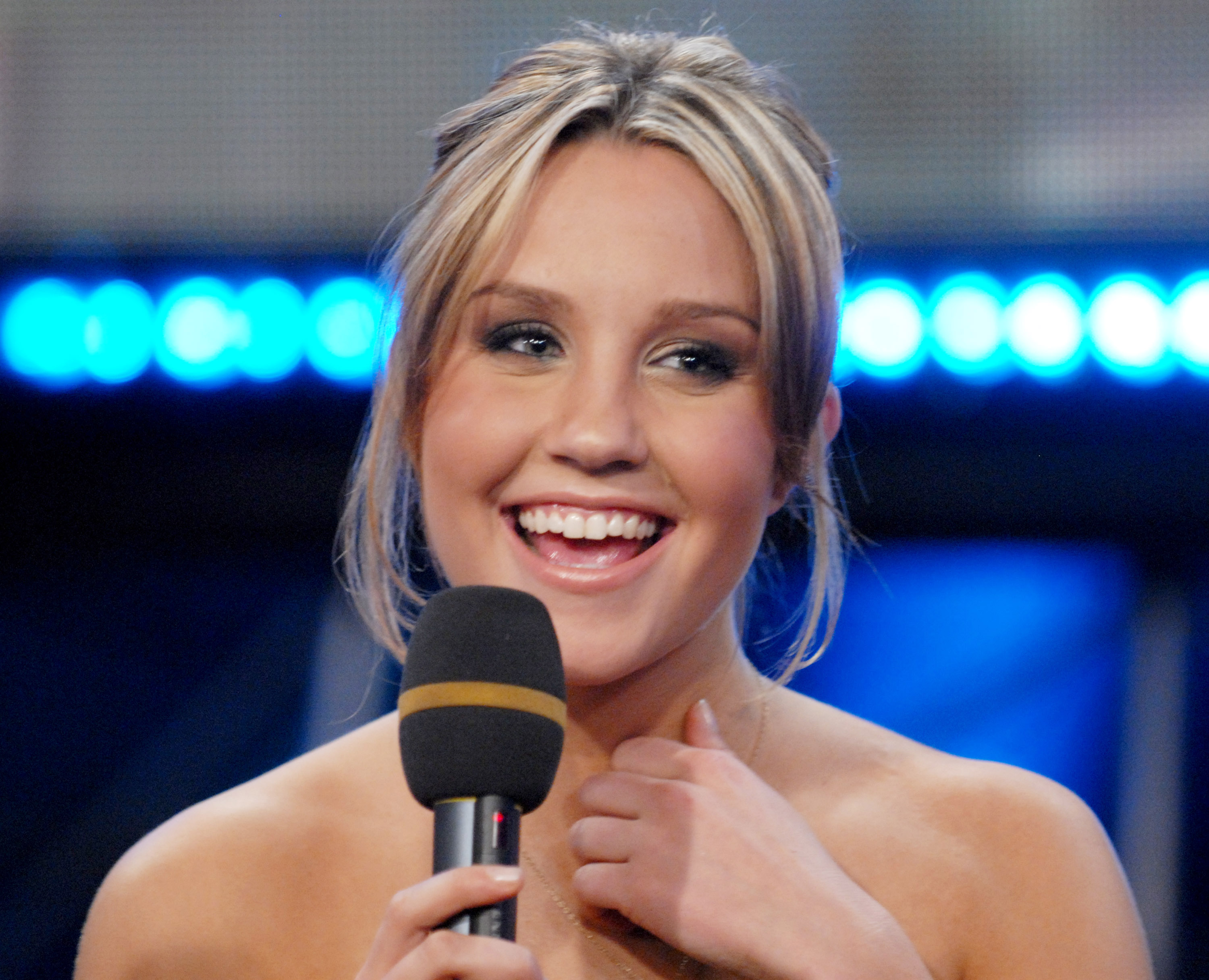 Amanda Bynes' OnlyFans Debut: $50 Monthly Fee, 15 Years After Leaving Acting Amanda Bynes' OnlyFans Debut: $50 Monthly Fee, 15 Years After Leaving Acting