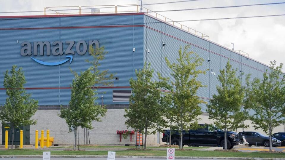 Amazon, Quebec Warehouse Closures: Union Challenges Tribunal Amazon, Quebec Warehouse Closures: Union Challenges Tribunal