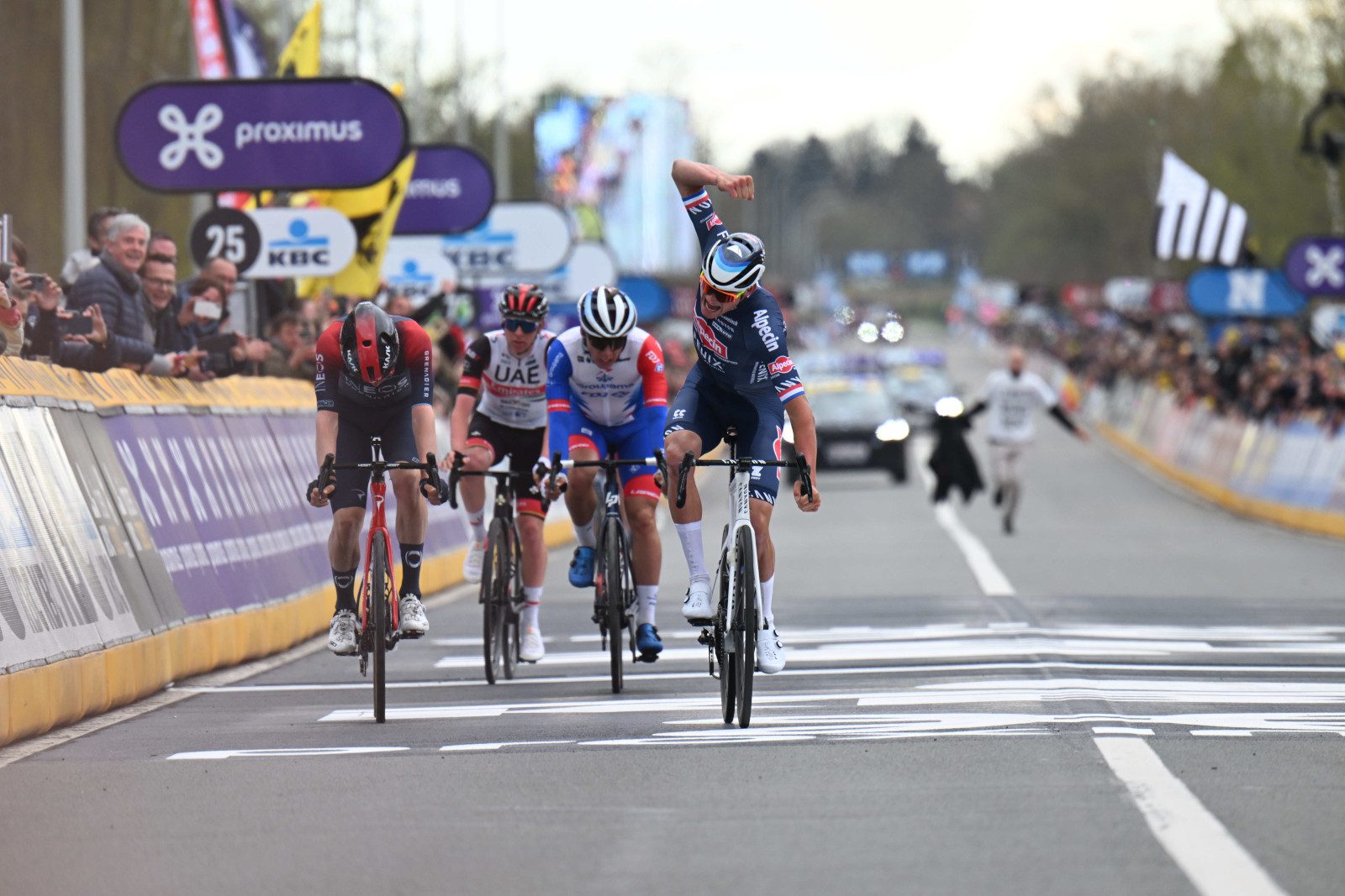 Analyzing Pogacar's Exceptional Tour Of Flanders Solo Victory