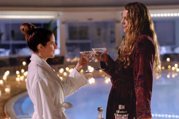 Another Simple Favor: Director Denies On-Set Drama Between Stars Another Simple Favor: Director Denies On-Set Drama Between Stars