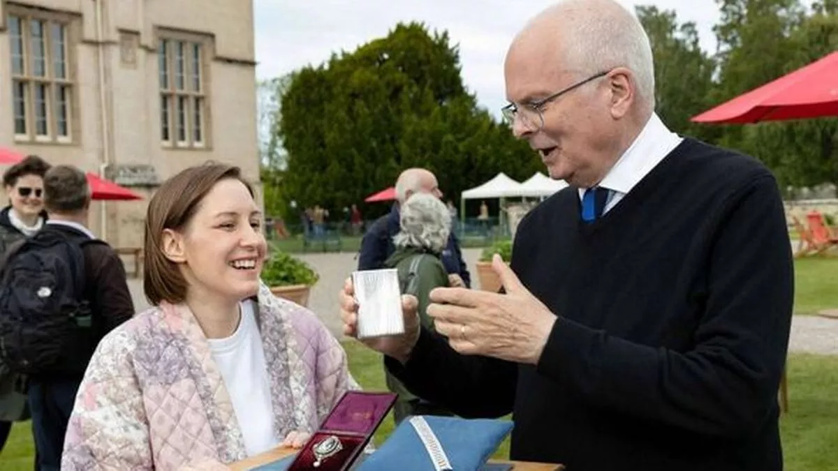 Antiques Roadshow Appearance Leads To US Couple's Arrest In The UK Antiques Roadshow Appearance Leads To US Couple's Arrest In The UK