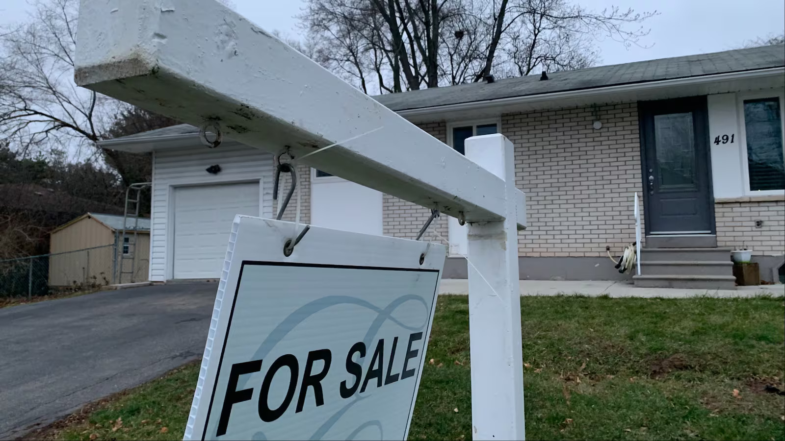 Are 10-Year Mortgages Right For Canadian Homebuyers? A Critical Look Are 10-Year Mortgages Right For Canadian Homebuyers? A Critical Look
