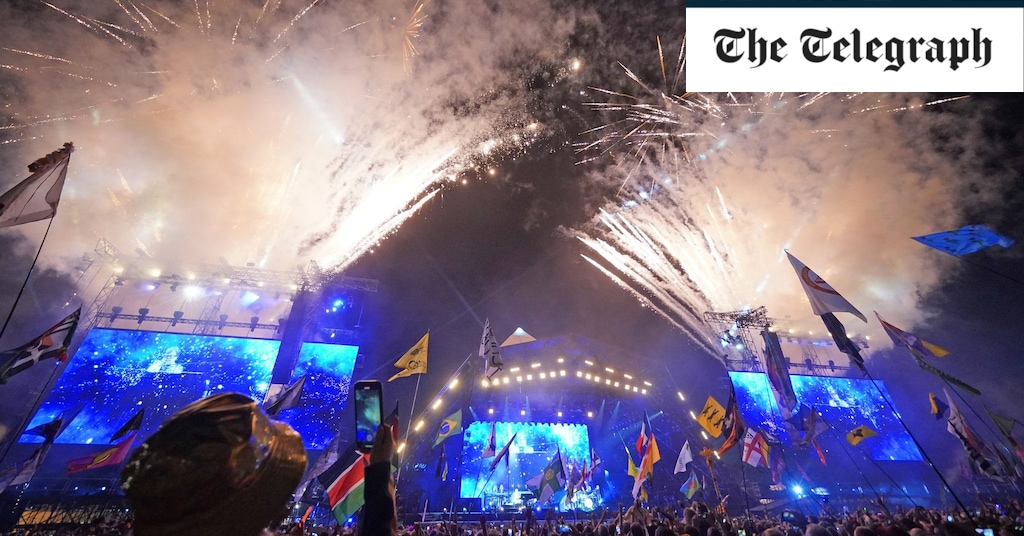 Are Glastonbury's 2024 Stage Times A Disaster? Fan Anger Explodes Are Glastonbury's 2024 Stage Times A Disaster? Fan Anger Explodes