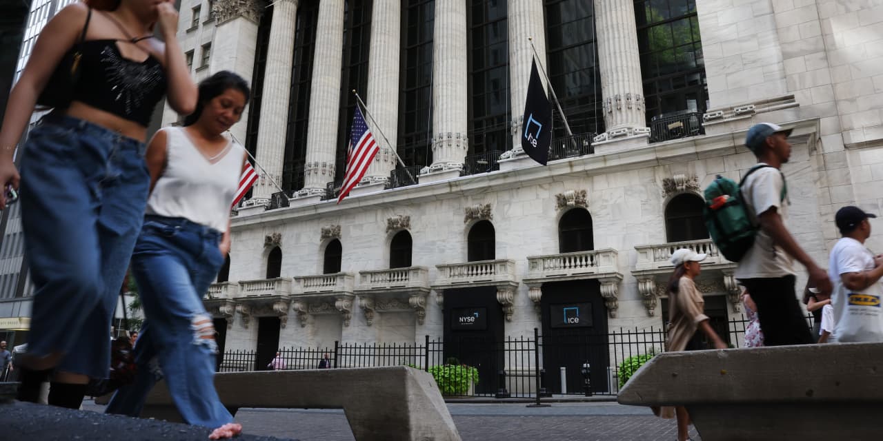 Are High Stock Market Valuations A Cause For Concern? BofA Weighs In Are High Stock Market Valuations A Cause For Concern? BofA Weighs In