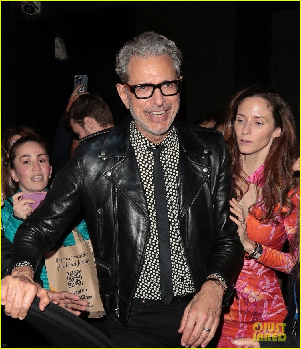 Ariana Grande And Jeff Goldblum Collaborate On Ariana Grande And Jeff Goldblum Collaborate On