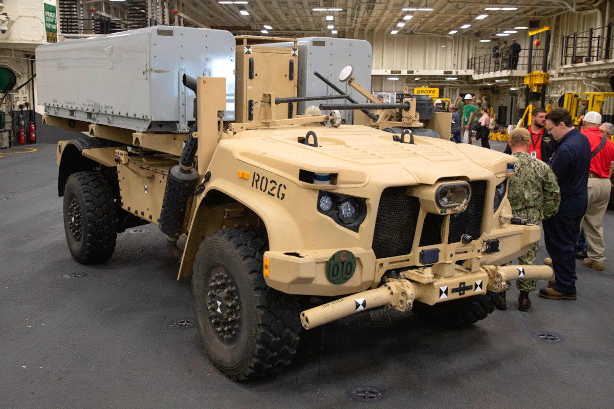Army Explores Tomahawk Cruise Missile Launching Drone Truck For USMC Army Explores Tomahawk Cruise Missile Launching Drone Truck For USMC