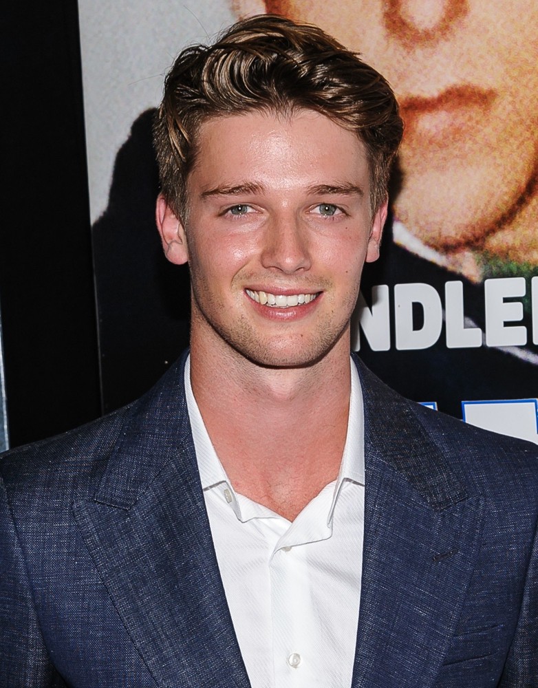 Arnold Schwarzenegger's Son Patrick Poses Nude: The Story Arnold Schwarzenegger's Son Patrick Poses Nude: The Story