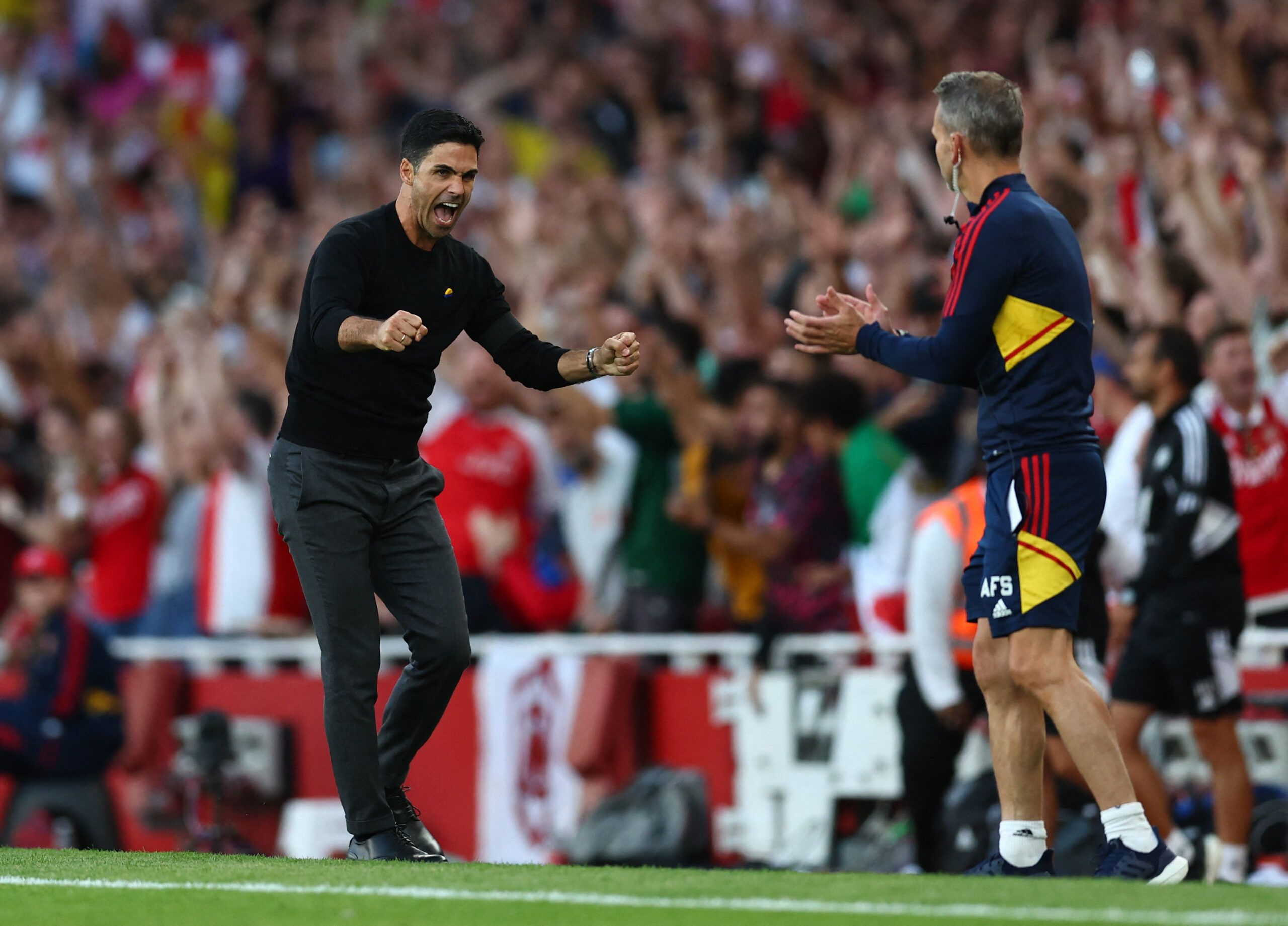 Arsenal's Arteta Faces Scrutiny Following Collymore's Comments Arsenal's Arteta Faces Scrutiny Following Collymore's Comments