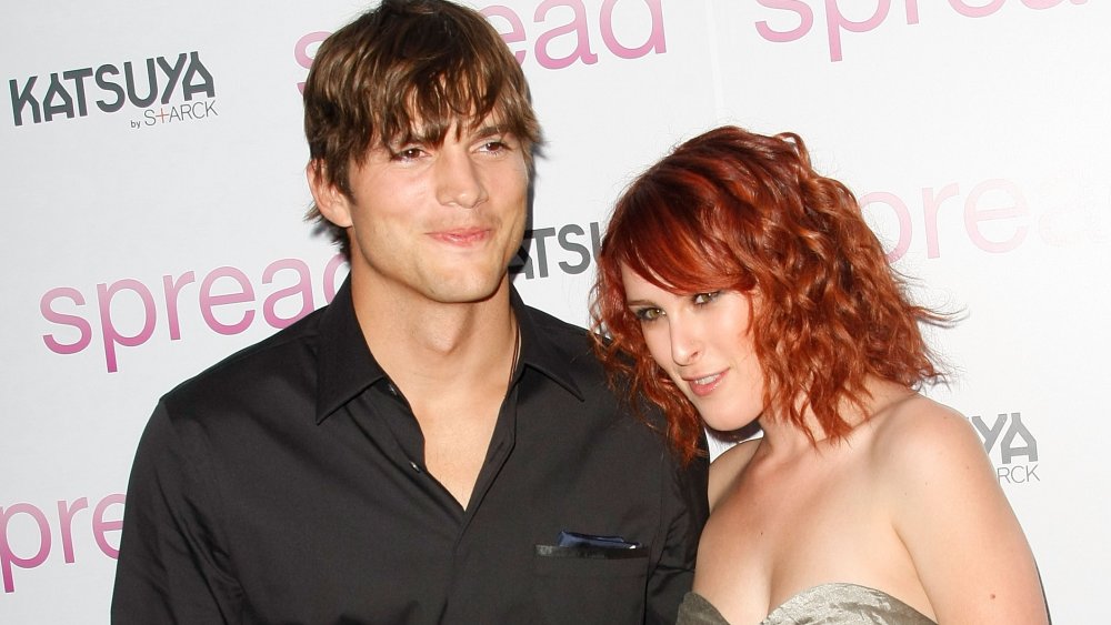 Ashton Kutcher And Rumer Willis: A Cryptic Comment And Quick Retraction Ashton Kutcher And Rumer Willis: A Cryptic Comment And Quick Retraction