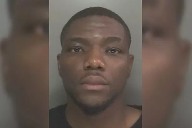 Astonishing Police Chase: Pair Refuels At 90mph While Texting Astonishing Police Chase: Pair Refuels At 90mph While Texting