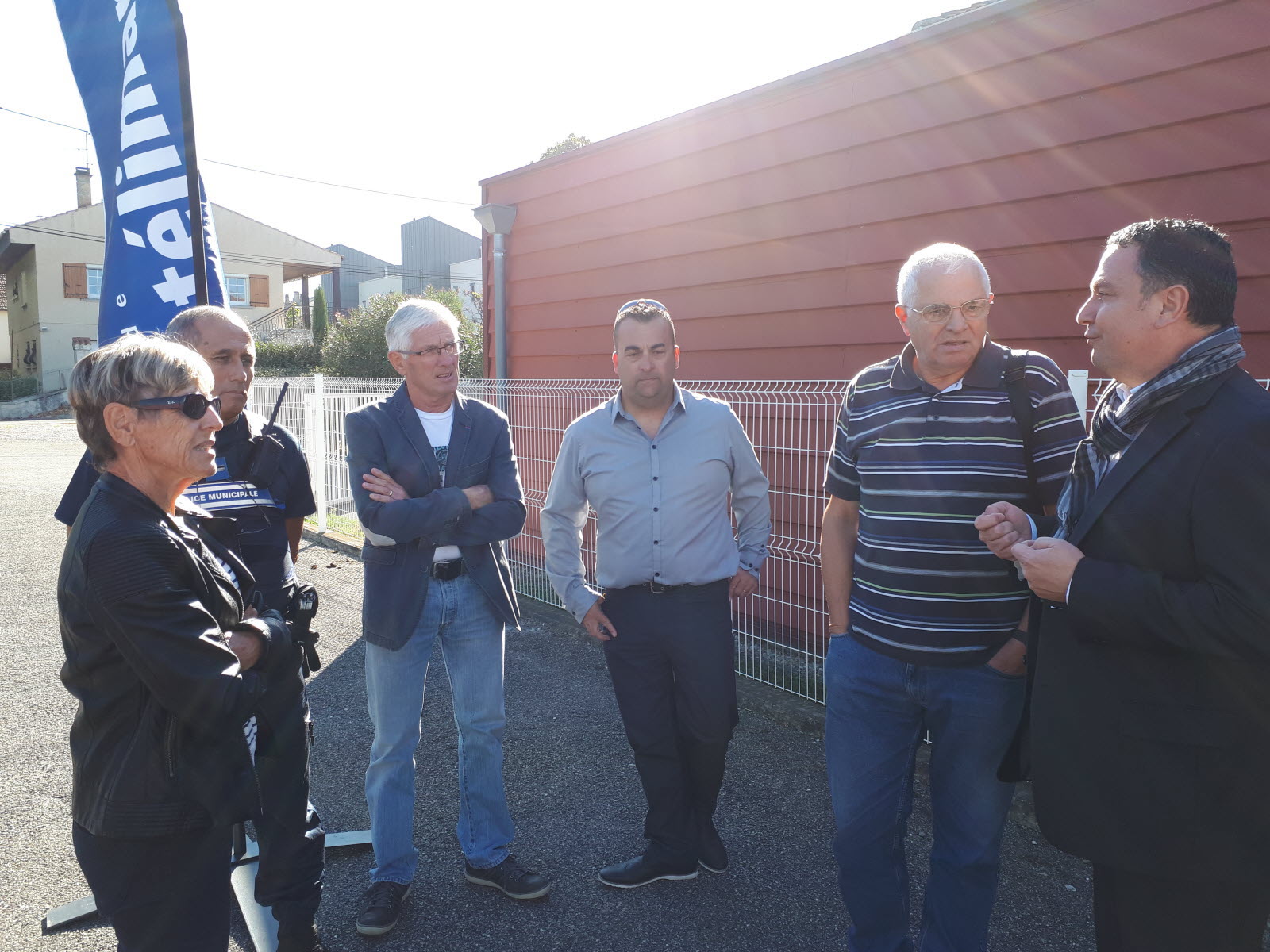 Aulnay-sous-Bois : Le Maire Suspend Les Verbalisations Pour Les Commerces Ouverts Le 1er Mai Aulnay-sous-Bois : Le Maire Suspend Les Verbalisations Pour Les Commerces Ouverts Le 1er Mai