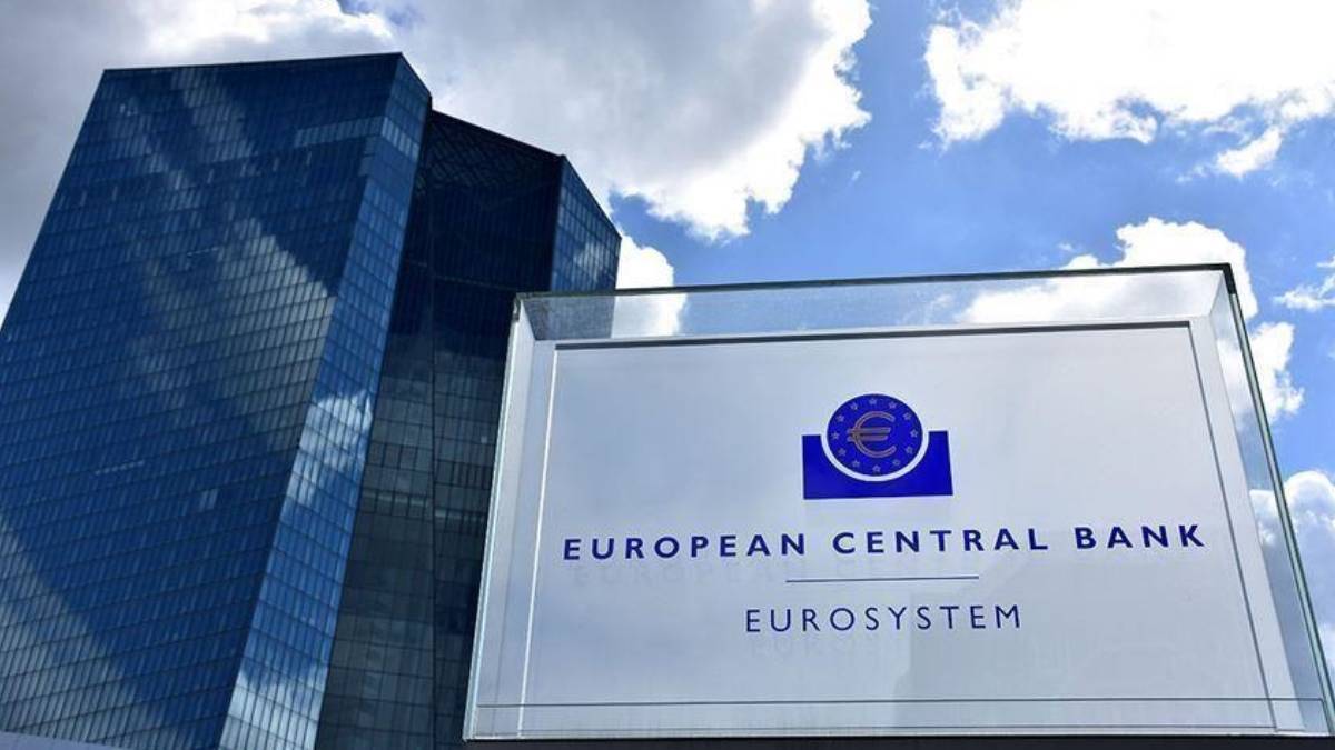 Avro Bölgesi Ve ABD Arasındaki Gerilimler: Avrupa Merkez Bankası'nın Misilleme Tepkisi Avro Bölgesi Ve ABD Arasındaki Gerilimler: Avrupa Merkez Bankası'nın Misilleme Tepkisi