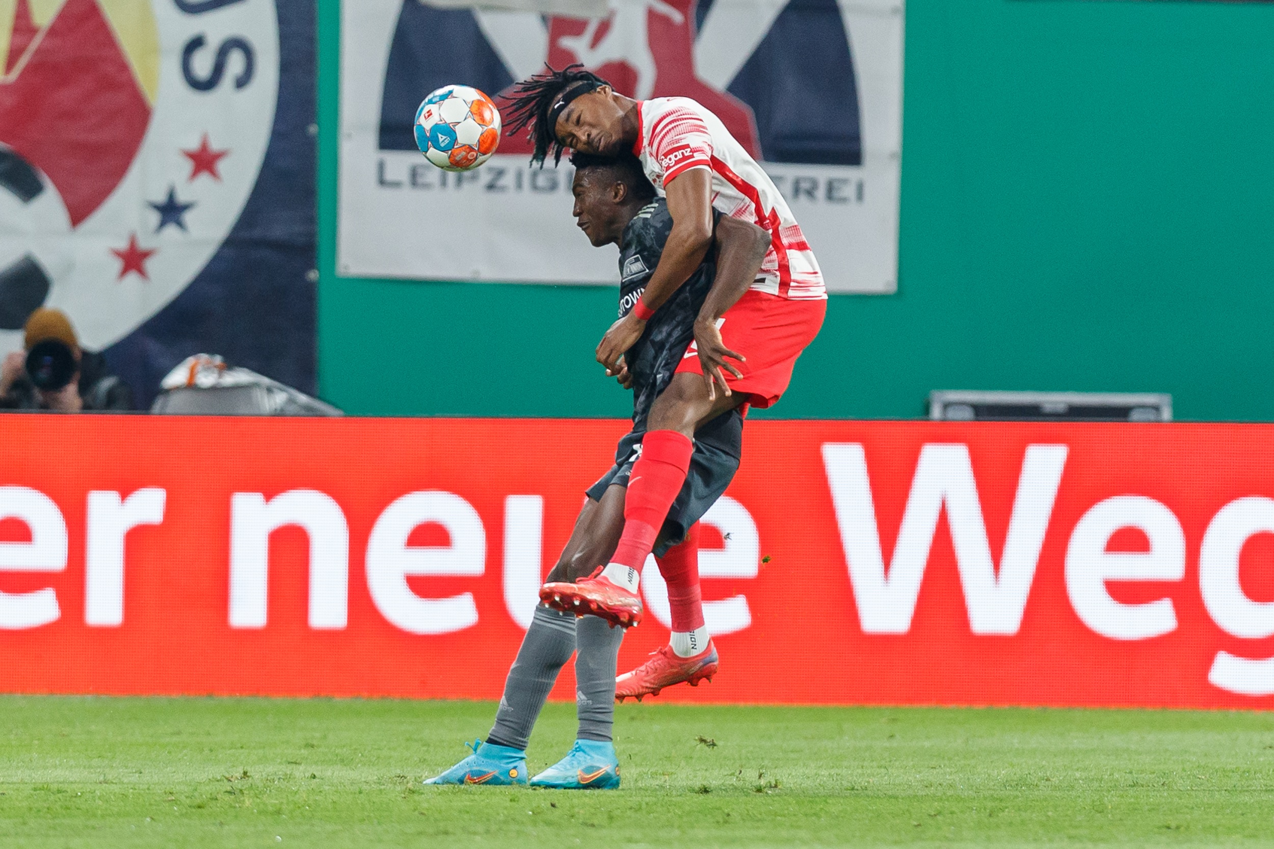 Awoniyi Stars As Nottingham Forest Climbs To Third Place, Defeating Spurs Awoniyi Stars As Nottingham Forest Climbs To Third Place, Defeating Spurs