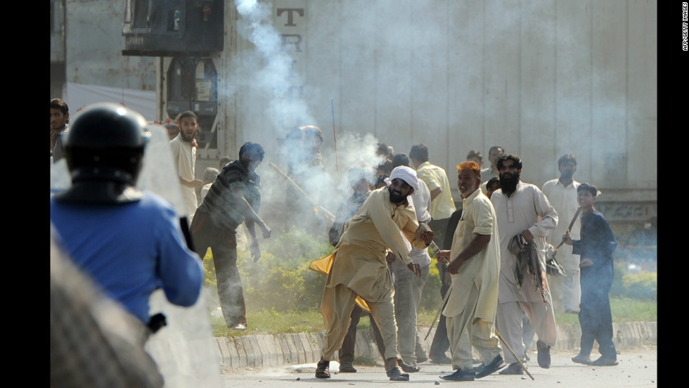 Bangladesh: NRC Seeks Justice For Victims Of Anti-Muslim Attacks
