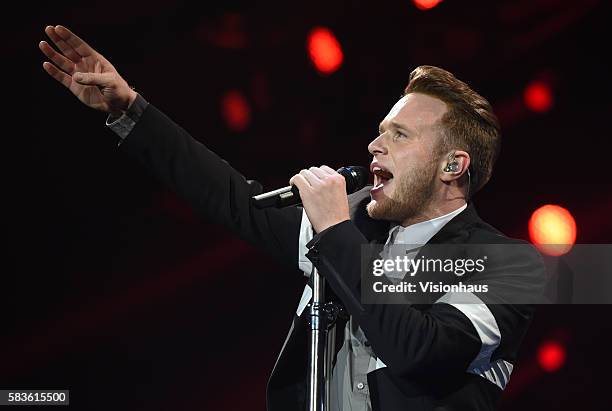 Beautiful Castle Near Manchester Hosts Huge Music Festival With Olly Murs Beautiful Castle Near Manchester Hosts Huge Music Festival With Olly Murs