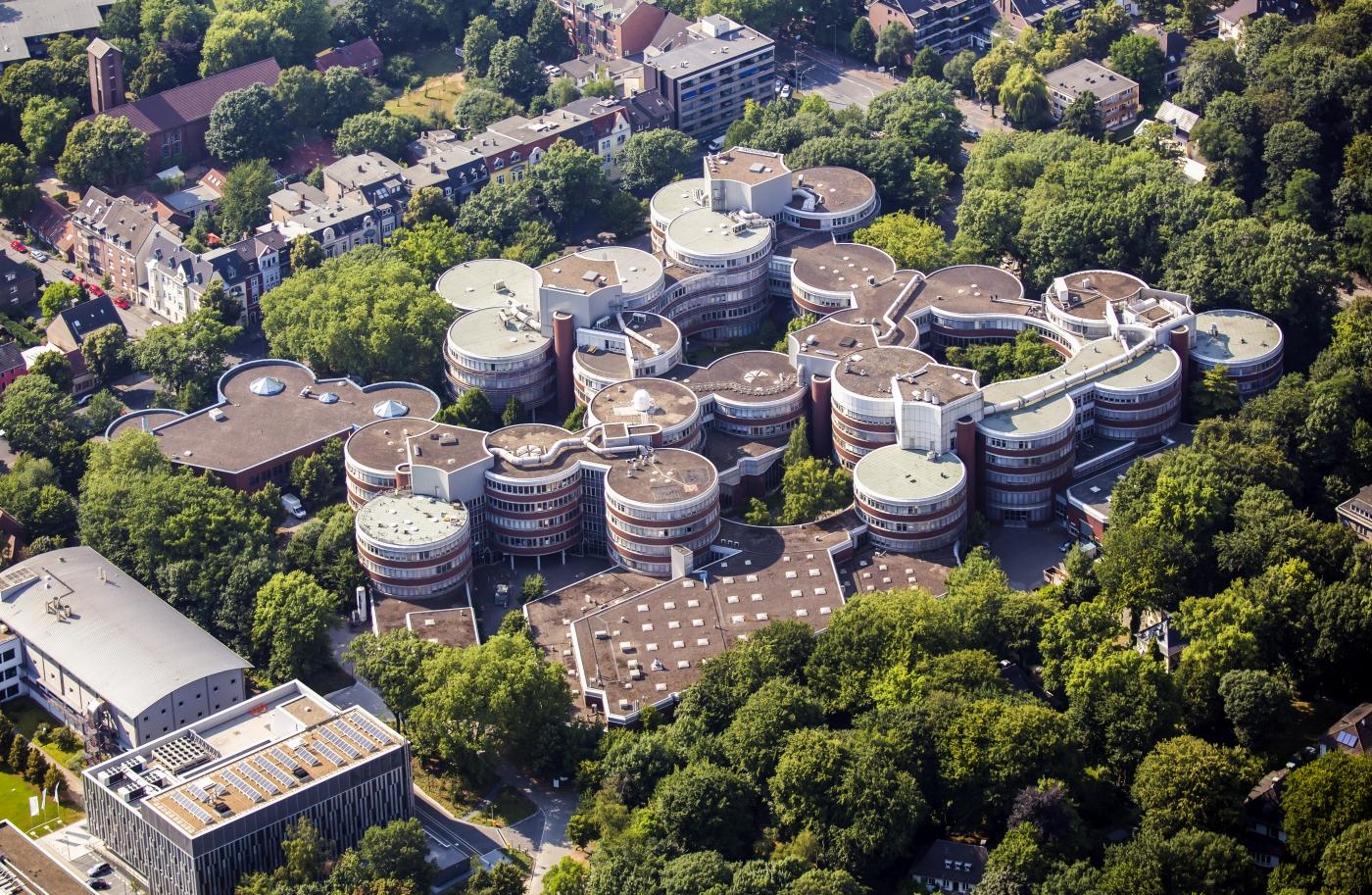 Bestechungsskandal An Der Universität Duisburg-Essen: Details Zum Geständnis Bestechungsskandal An Der Universität Duisburg-Essen: Details Zum Geständnis