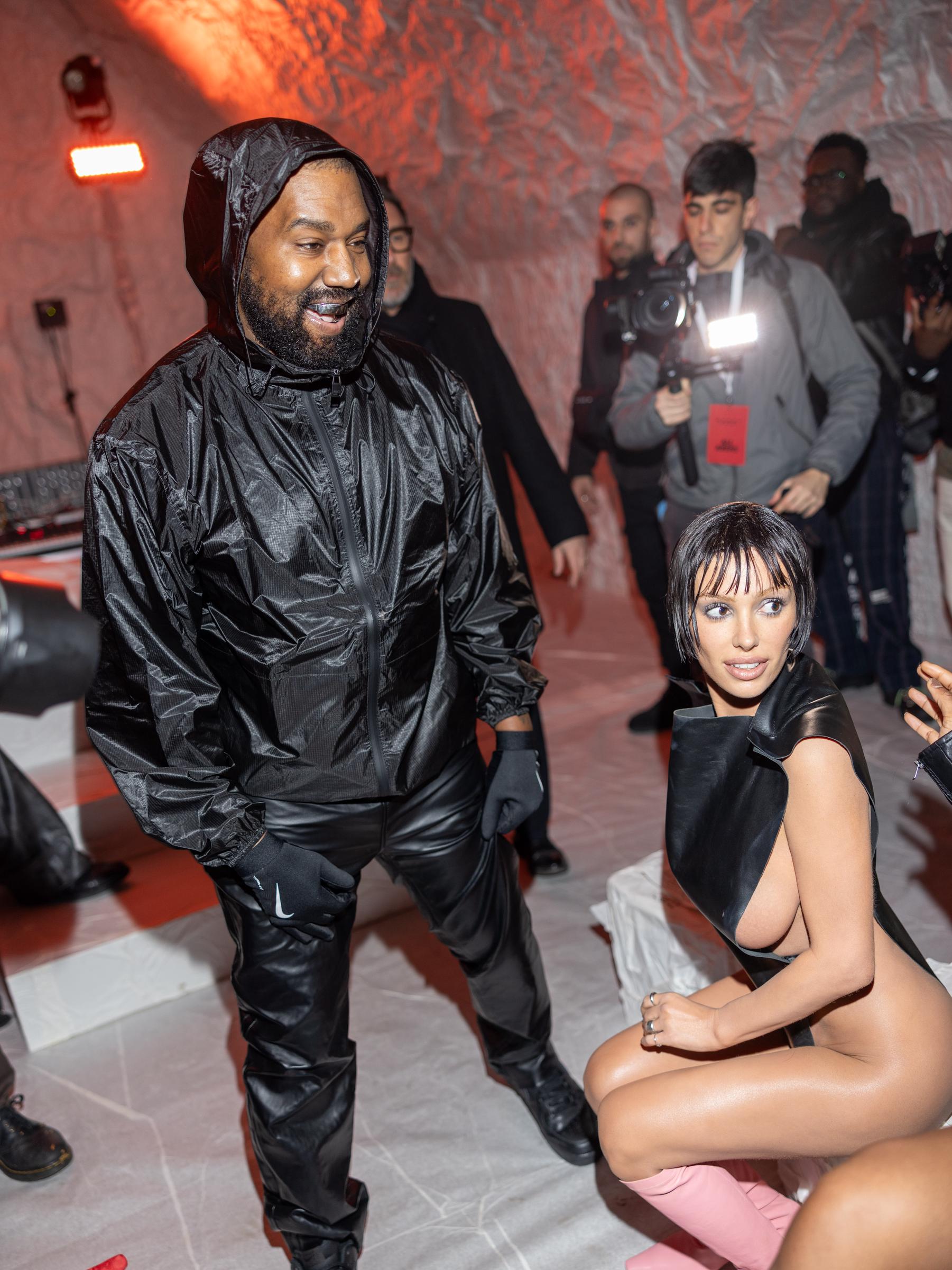 Bianca Censori: Understanding The Public's Reaction To Her Style Choices