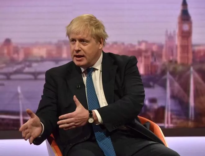 Boris Johnson: Ataque De Avestruz En Texas Durante Momento Familiar Boris Johnson: Ataque De Avestruz En Texas Durante Momento Familiar