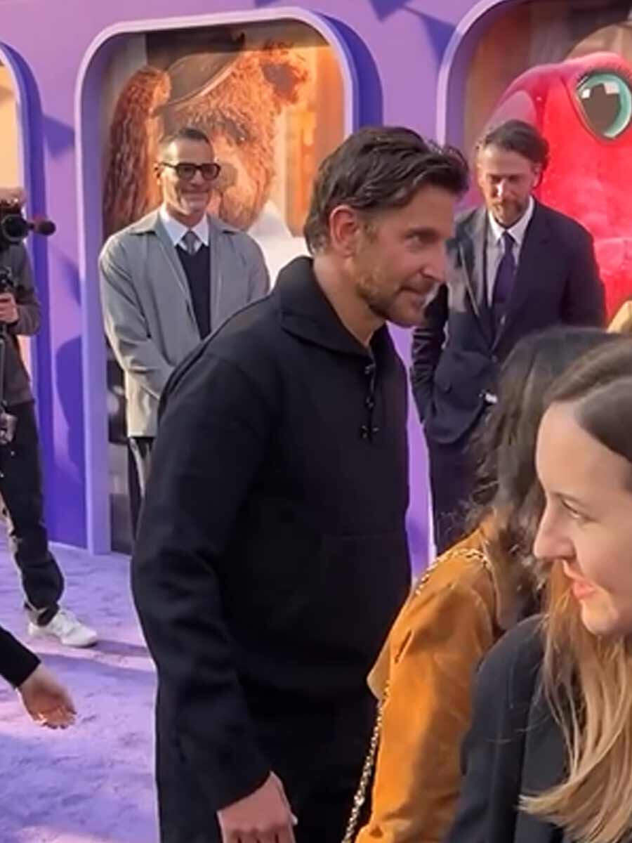 Bradley Cooper And Daughter Lea's Super Bowl 2025 Matching Outfits Bradley Cooper And Daughter Lea's Super Bowl 2025 Matching Outfits