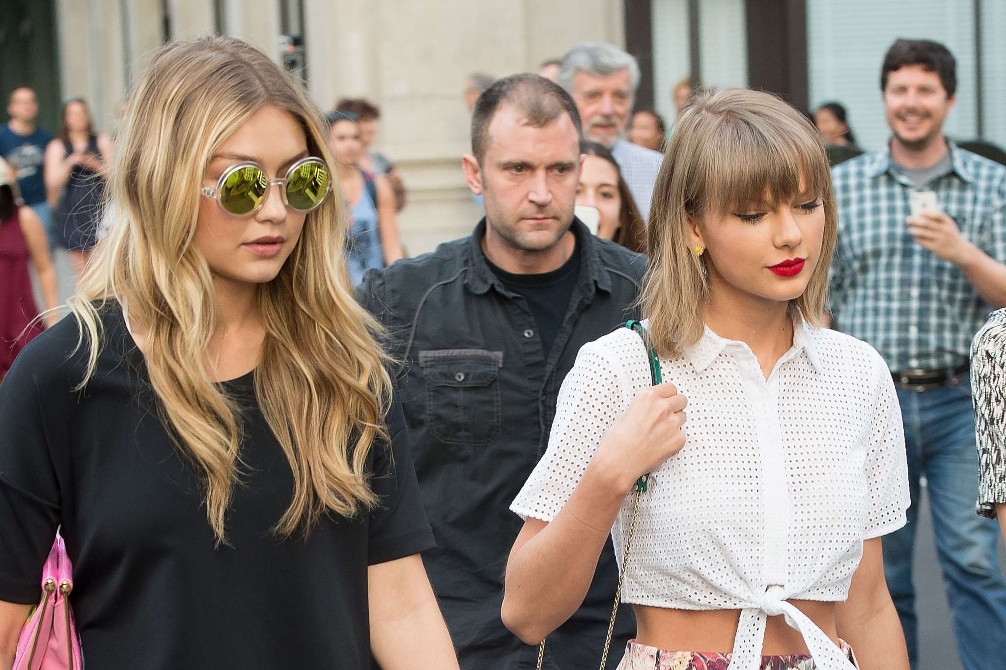 Bradley Cooper's Choice: Love Over DiCaprio's Friendship? Gigi Hadid's Role Explored. Bradley Cooper's Choice: Love Over DiCaprio's Friendship? Gigi Hadid's Role Explored.