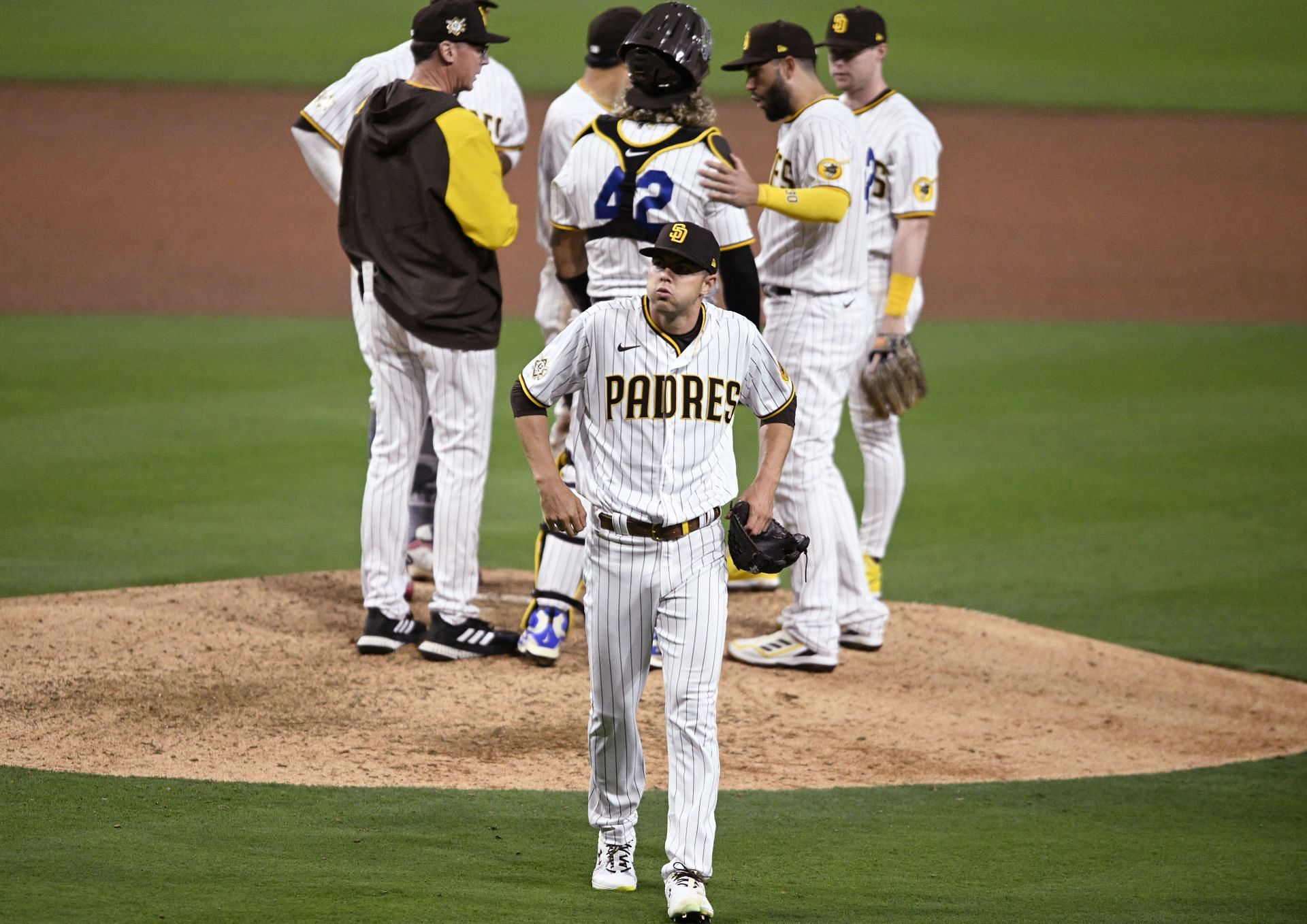 Braves Vs. Padres Prediction: Atlanta's First Win?