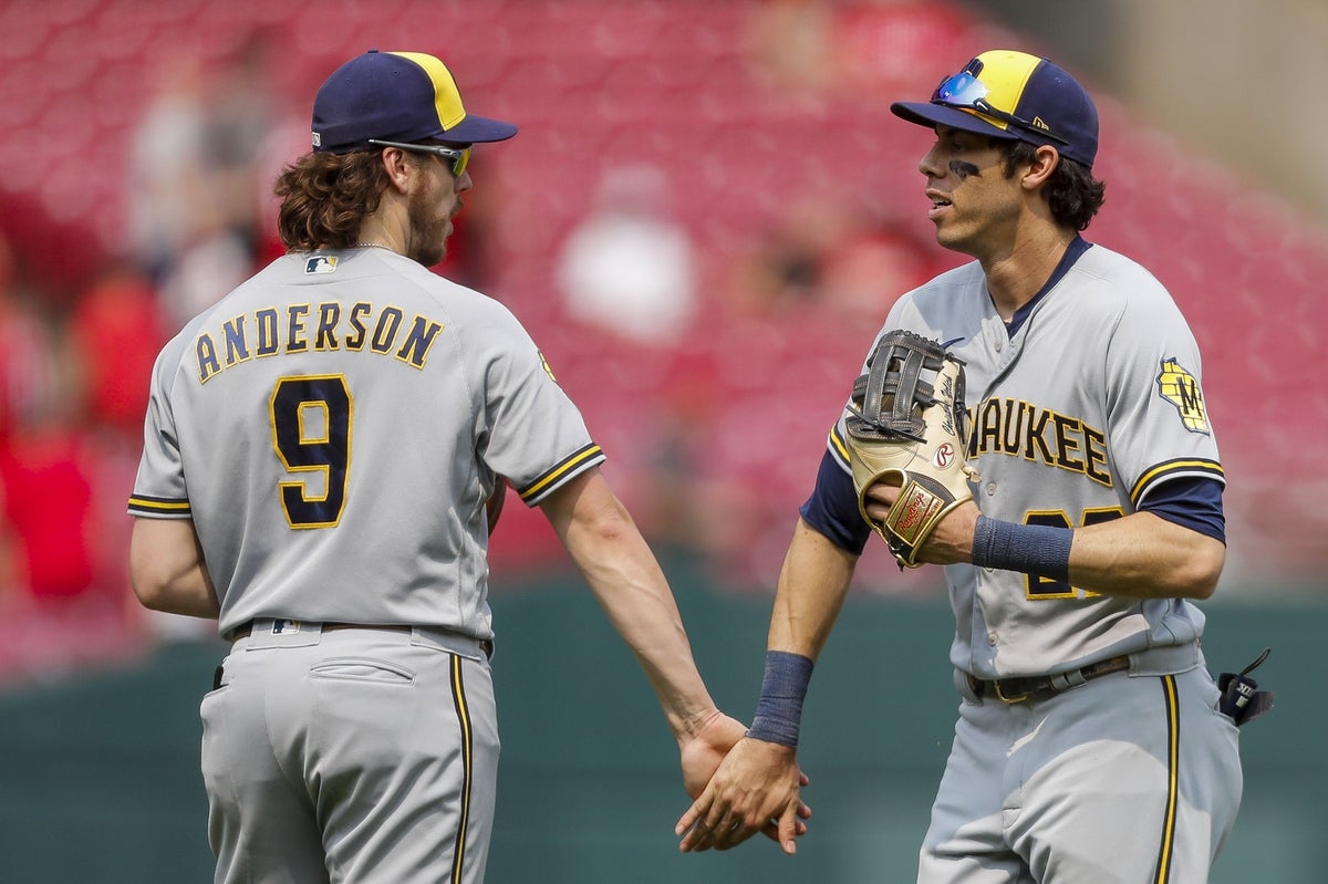 Brewers Defeat Reds Despite Cincinnati's Scoring Return Brewers Defeat Reds Despite Cincinnati's Scoring Return