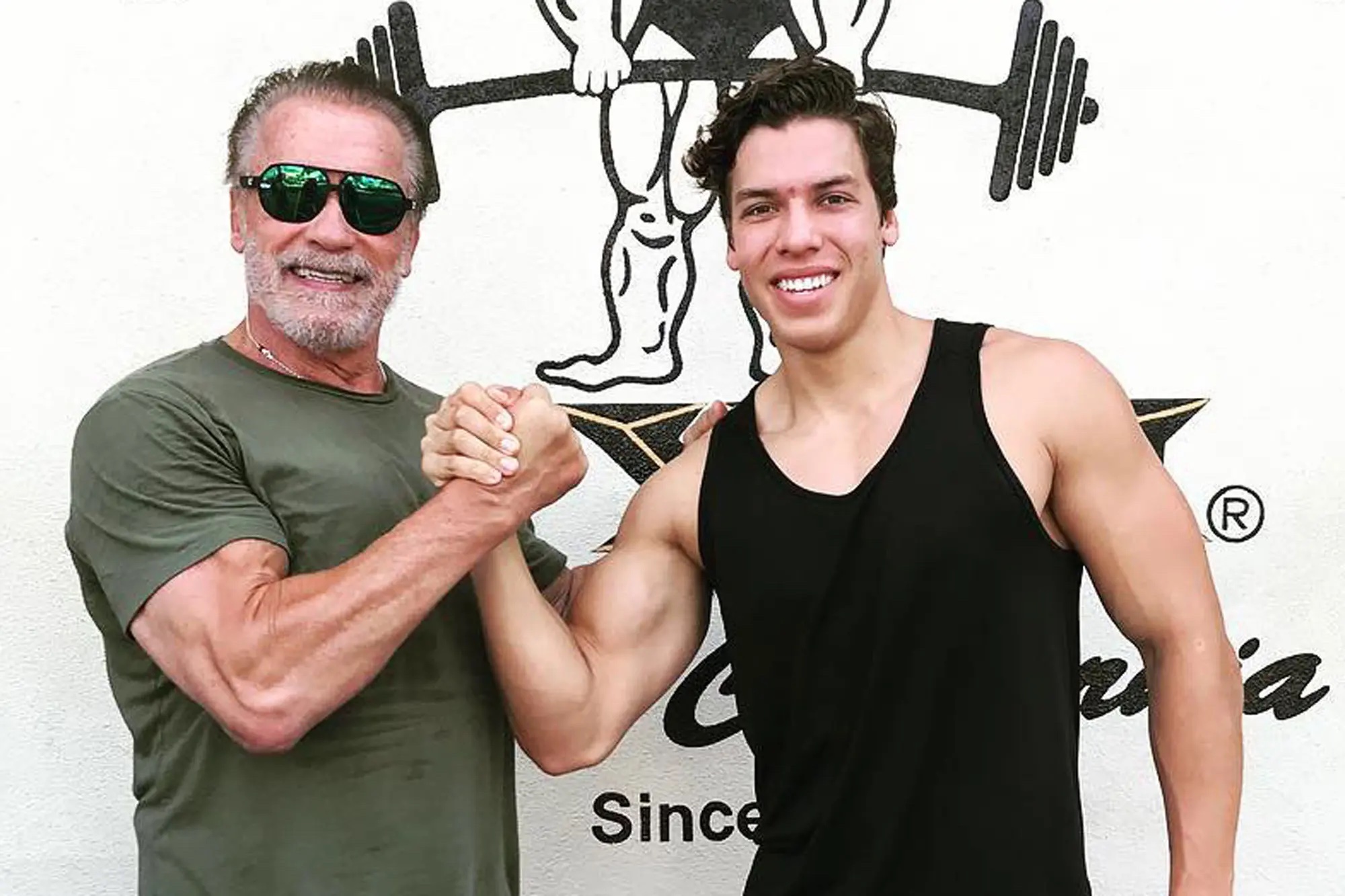 Büszke Apa: Arnold Schwarzenegger És Fia, Joseph Baena Büszke Apa: Arnold Schwarzenegger És Fia, Joseph Baena