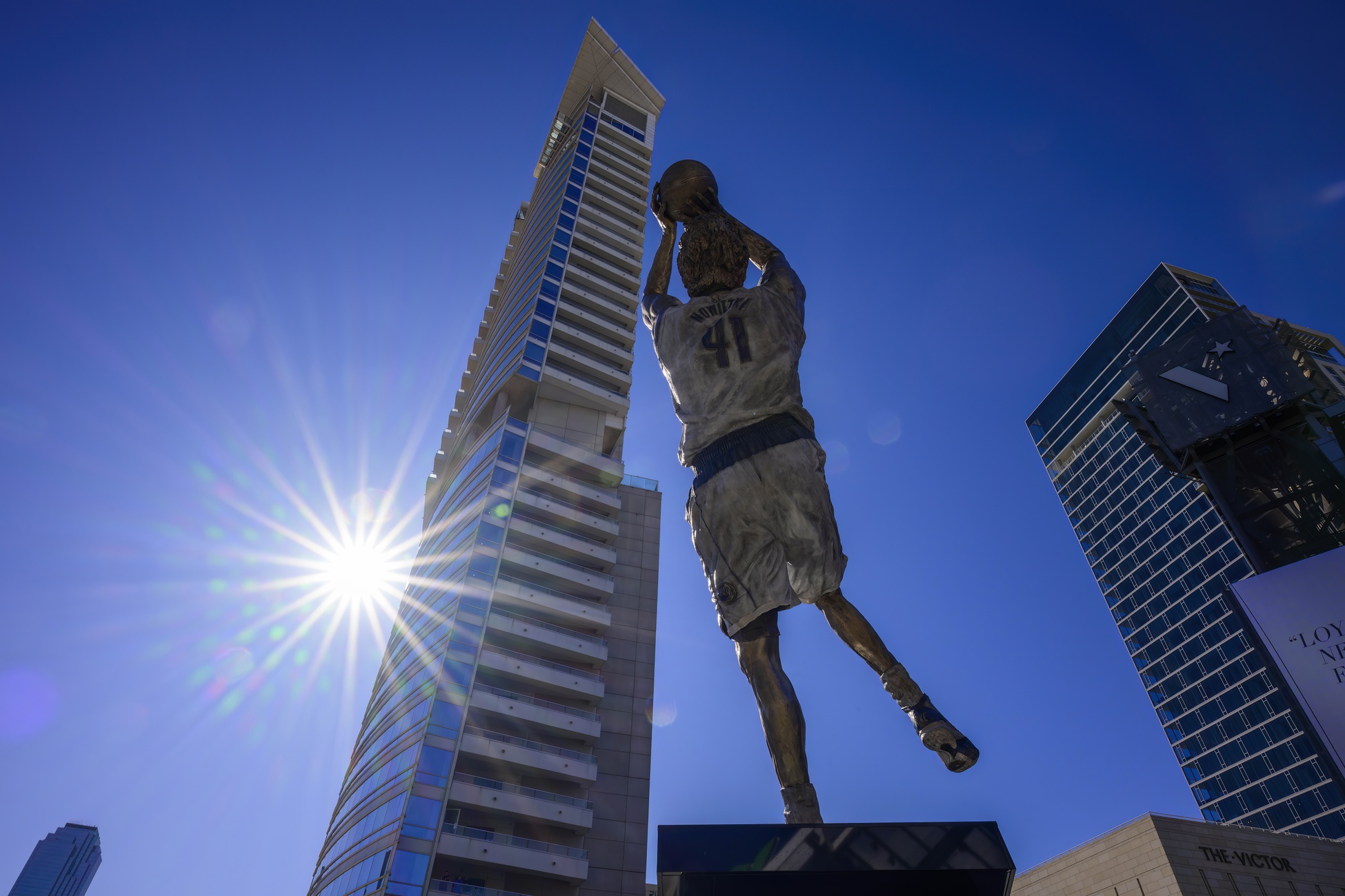 Butler's Miami Exit: Dwyane Wade Offers His Analysis