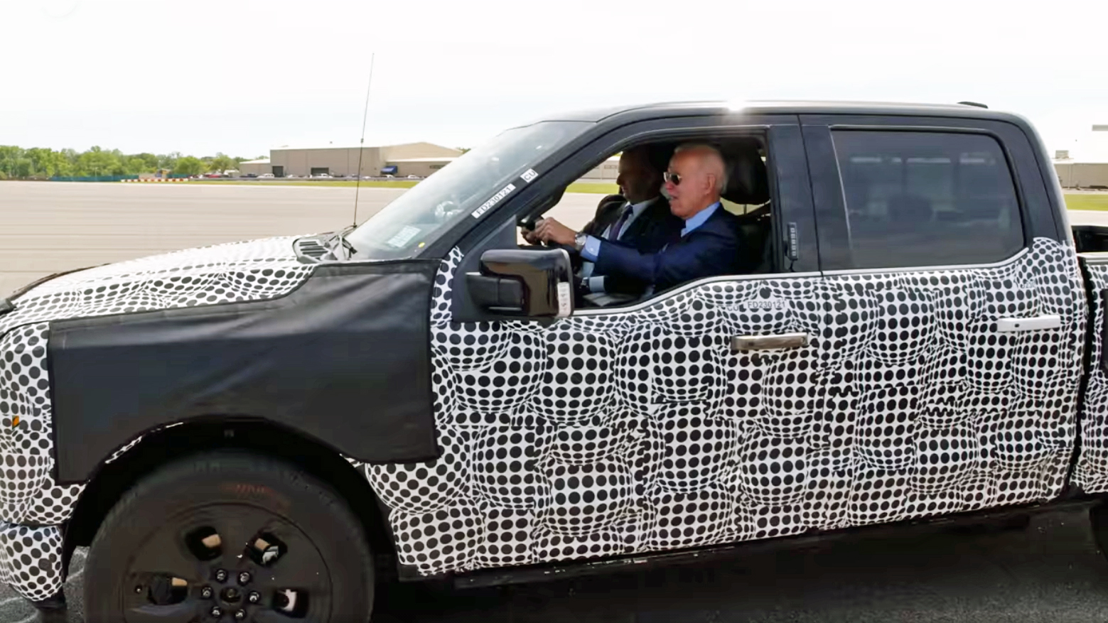 BYD's Electric Vehicle Push:  Challenging Ford's Legacy In The Brazilian Market