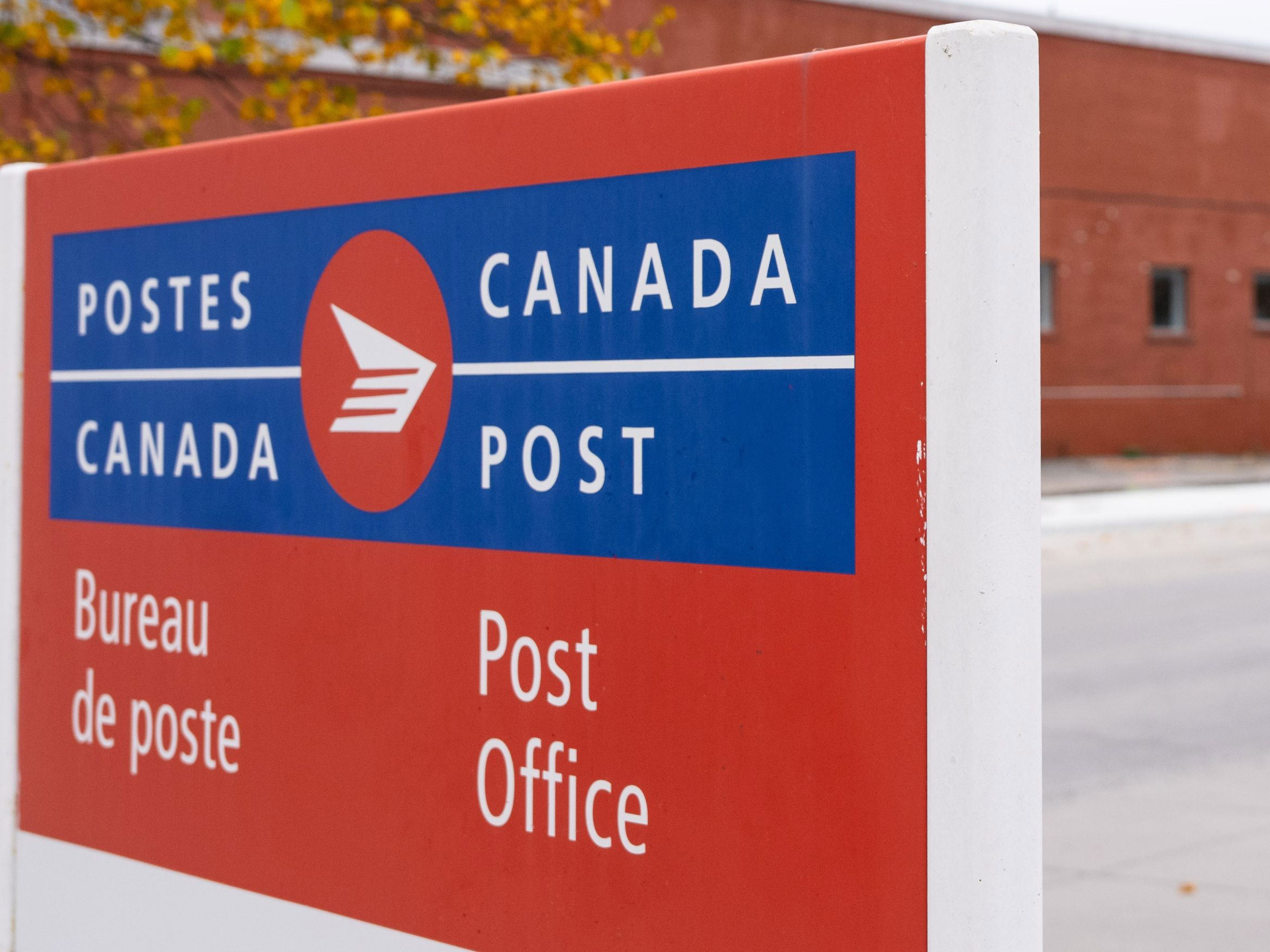 Canada Post Strike Looms: Impact On Businesses Explained Canada Post Strike Looms: Impact On Businesses Explained