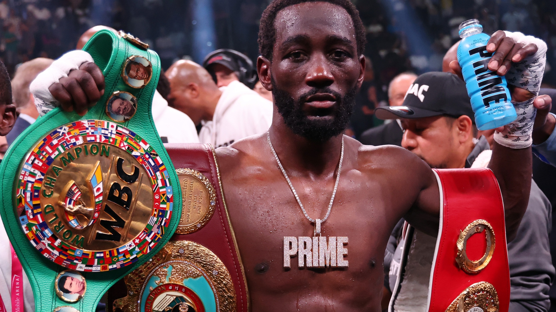 Canelo's Avoidance Of Crawford: Is It Skill Or Disrespect? Canelo's Avoidance Of Crawford: Is It Skill Or Disrespect?