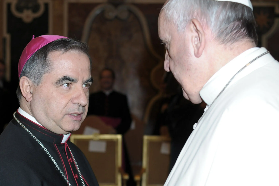 Caso Becciu: Beffa E Danno Per Il Cardinale Caso Becciu: Beffa E Danno Per Il Cardinale