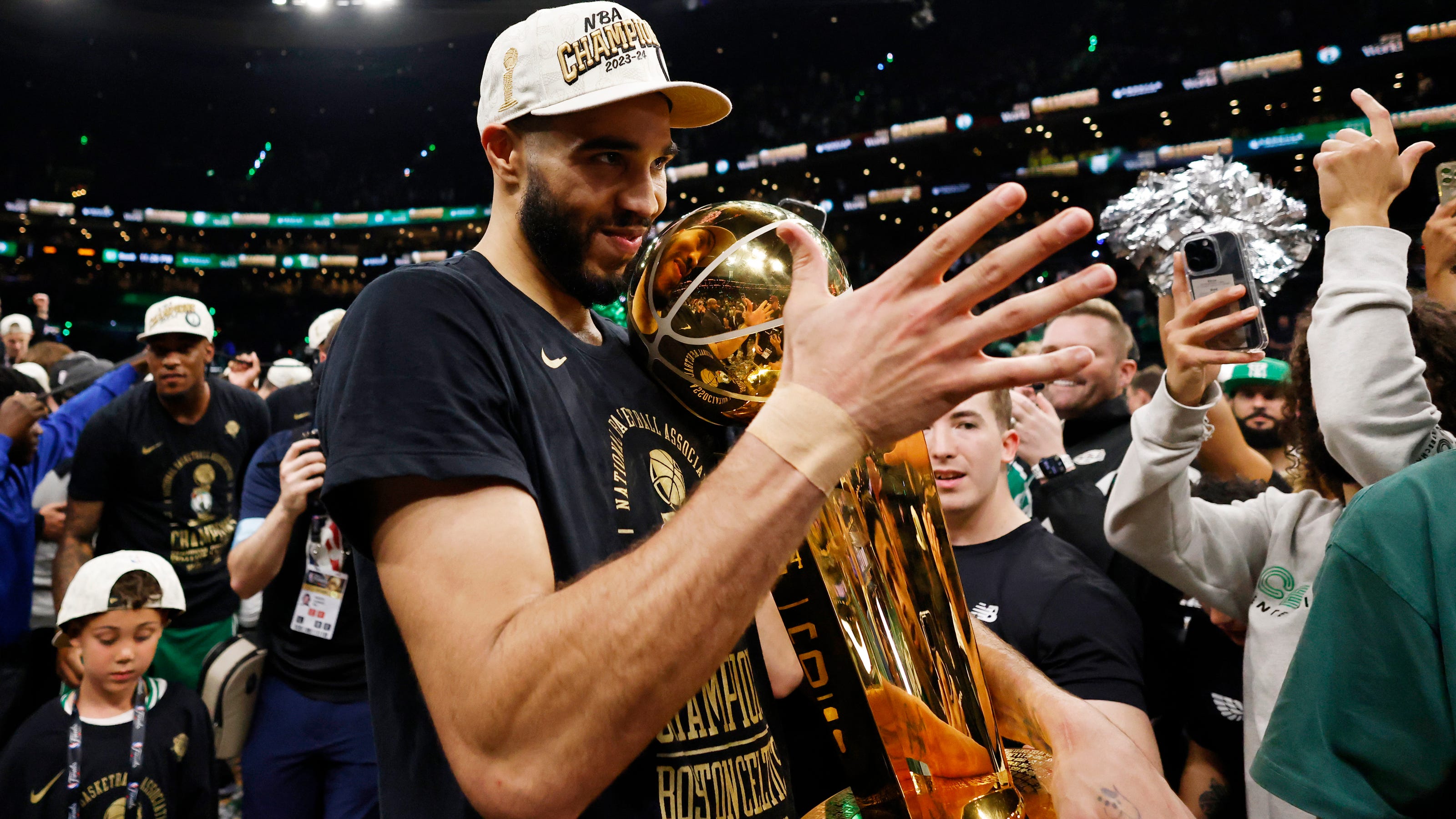 Celtics Sale To Private Equity: A $6.1 Billion Deal And Fan Uncertainty Celtics Sale To Private Equity: A $6.1 Billion Deal And Fan Uncertainty
