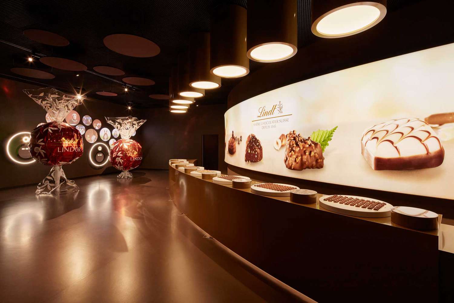 Central London's Newest Chocolate Attraction: Lindt Central London's Newest Chocolate Attraction: Lindt