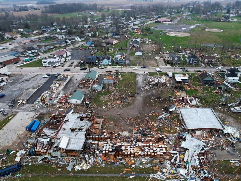 Central US Tornadoes Leave Trail Of Death And Destruction: 25 Dead Central US Tornadoes Leave Trail Of Death And Destruction: 25 Dead