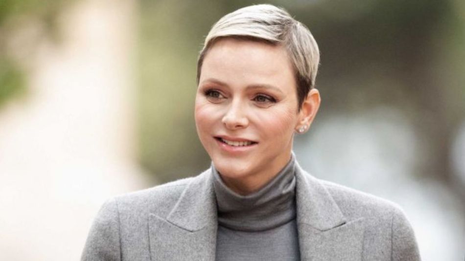 Charlene De Mónaco: El Lino, Perfecto Para El Otoño Charlene De Mónaco: El Lino, Perfecto Para El Otoño