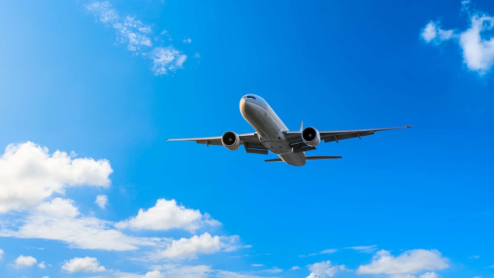 Cheapest & Busiest Flight Days Around Memorial Day 2025 Cheapest & Busiest Flight Days Around Memorial Day 2025