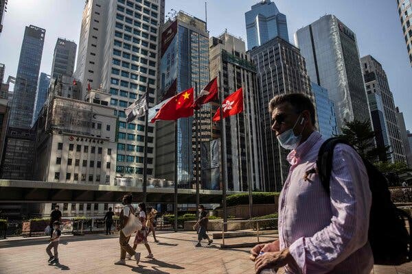 Chinese Stocks In Hong Kong Surge On Easing Trade Tension Hopes Chinese Stocks In Hong Kong Surge On Easing Trade Tension Hopes