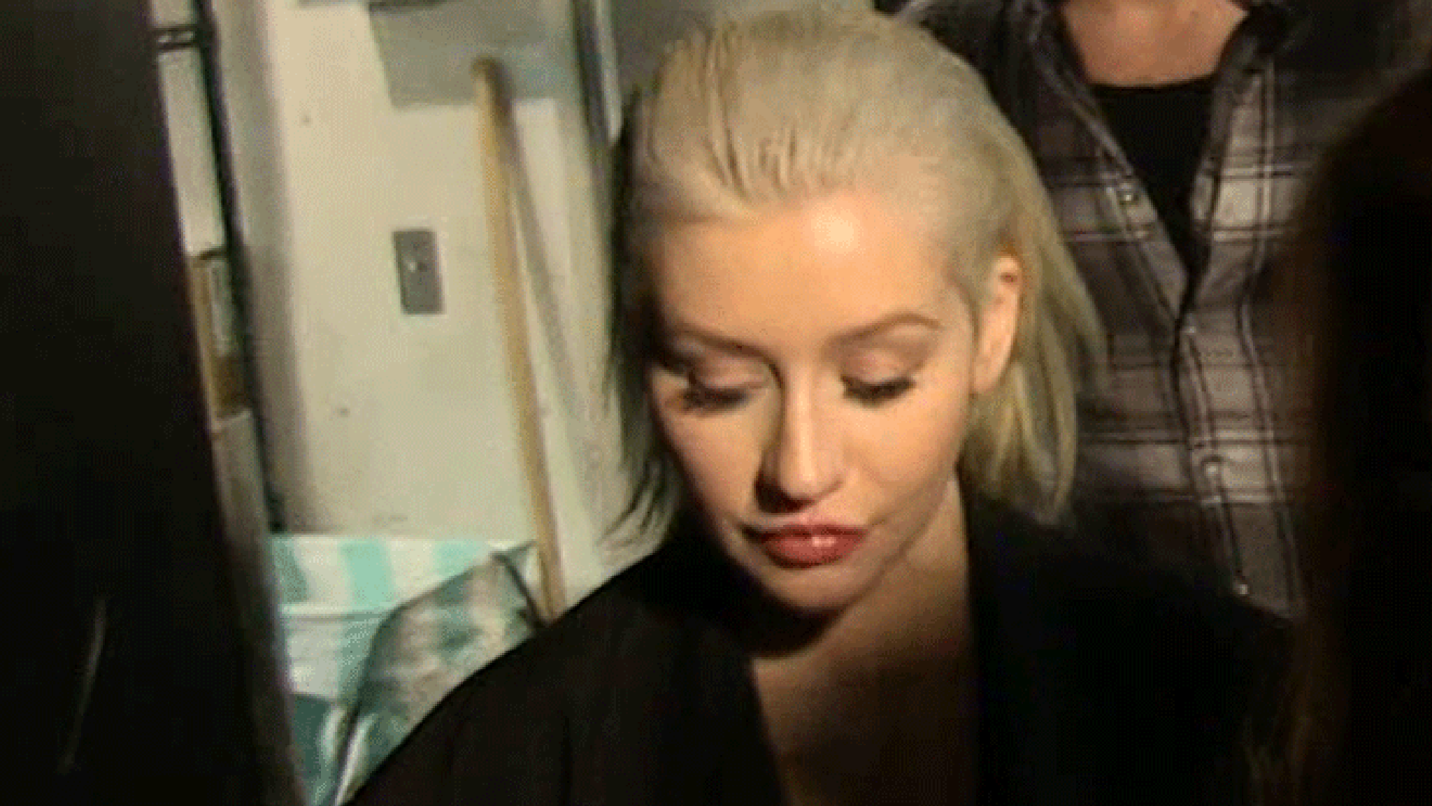 Christina Aguilera Fan Faces Backlash After Inappropriate Kiss Christina Aguilera Fan Faces Backlash After Inappropriate Kiss
