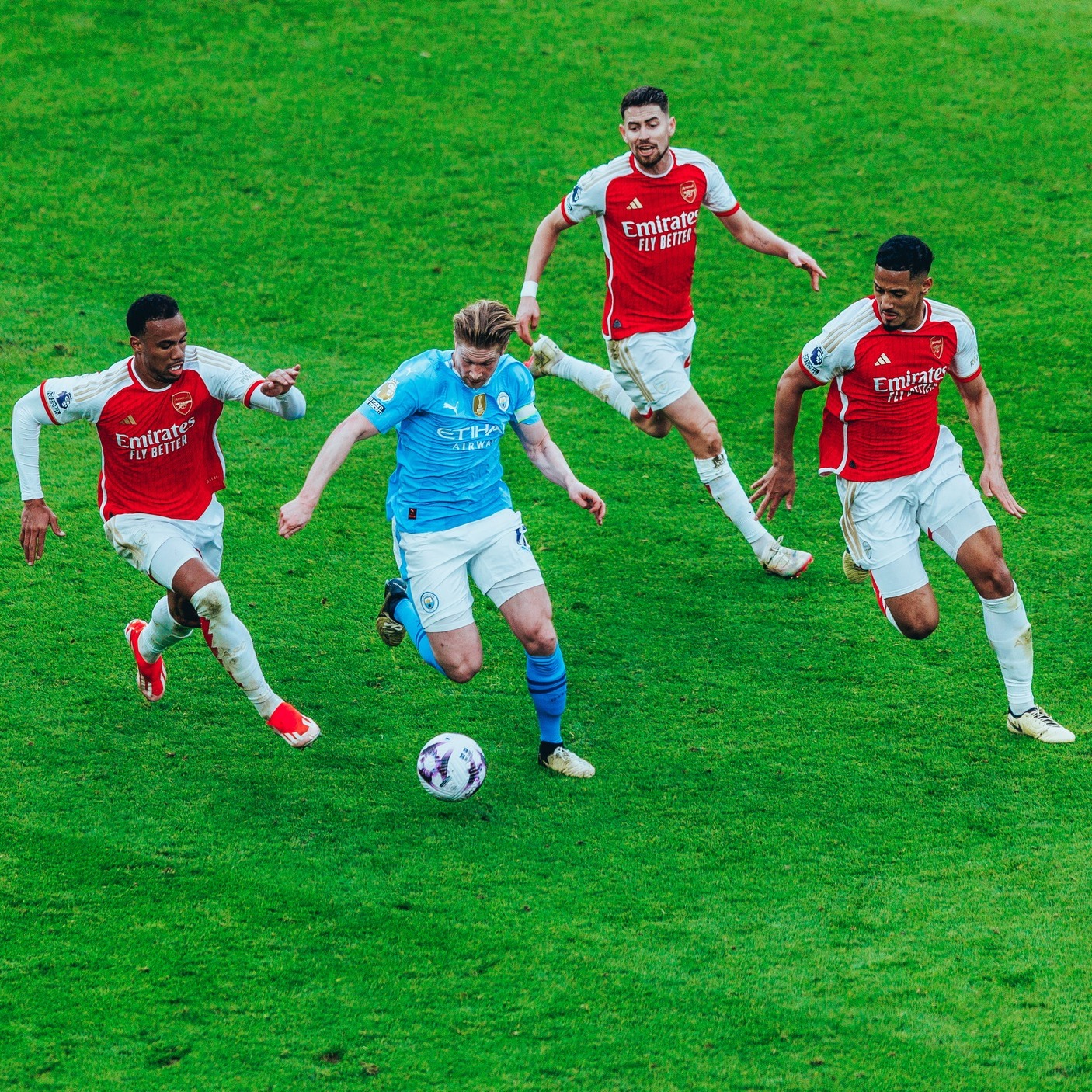 Clássico Entre Manchester United E Arsenal Termina Em Empate Com Muitos Gols Clássico Entre Manchester United E Arsenal Termina Em Empate Com Muitos Gols